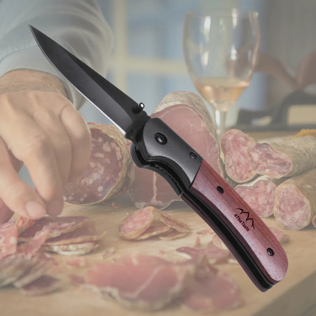 Coltelli con manico in legno